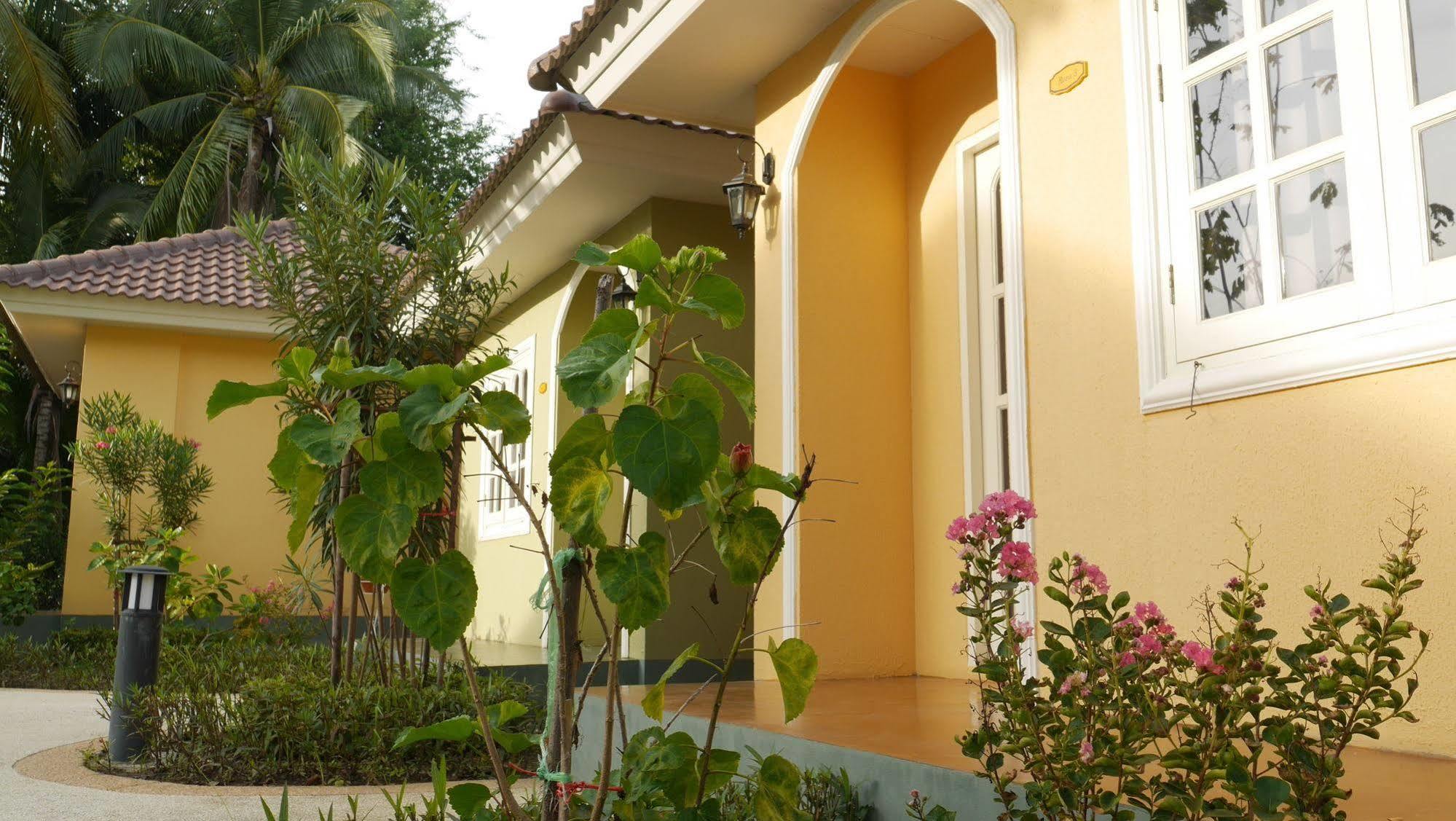Wangpla Villa Resort Nakhon Sawan Luaran gambar