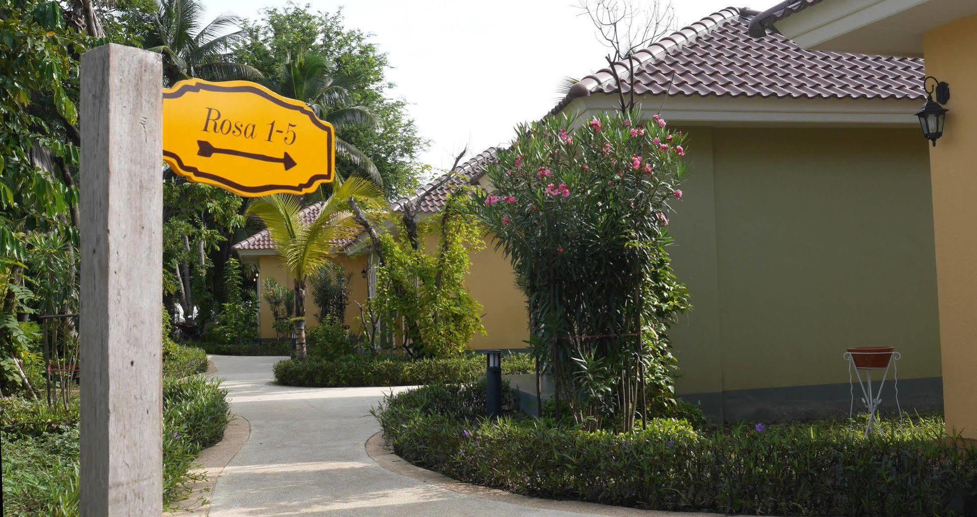 Wangpla Villa Resort Nakhon Sawan Luaran gambar