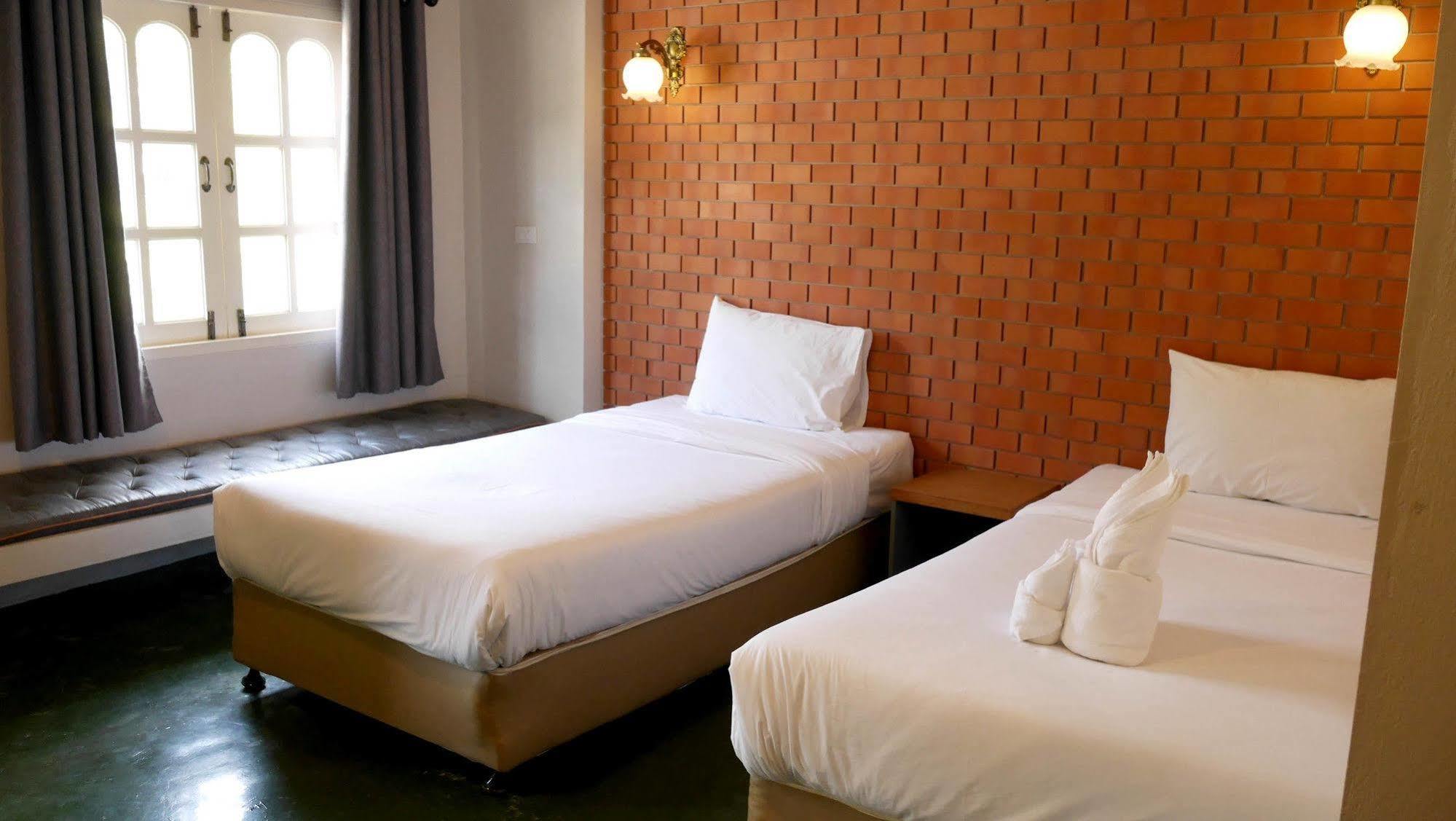 Wangpla Villa Resort Nakhon Sawan Luaran gambar